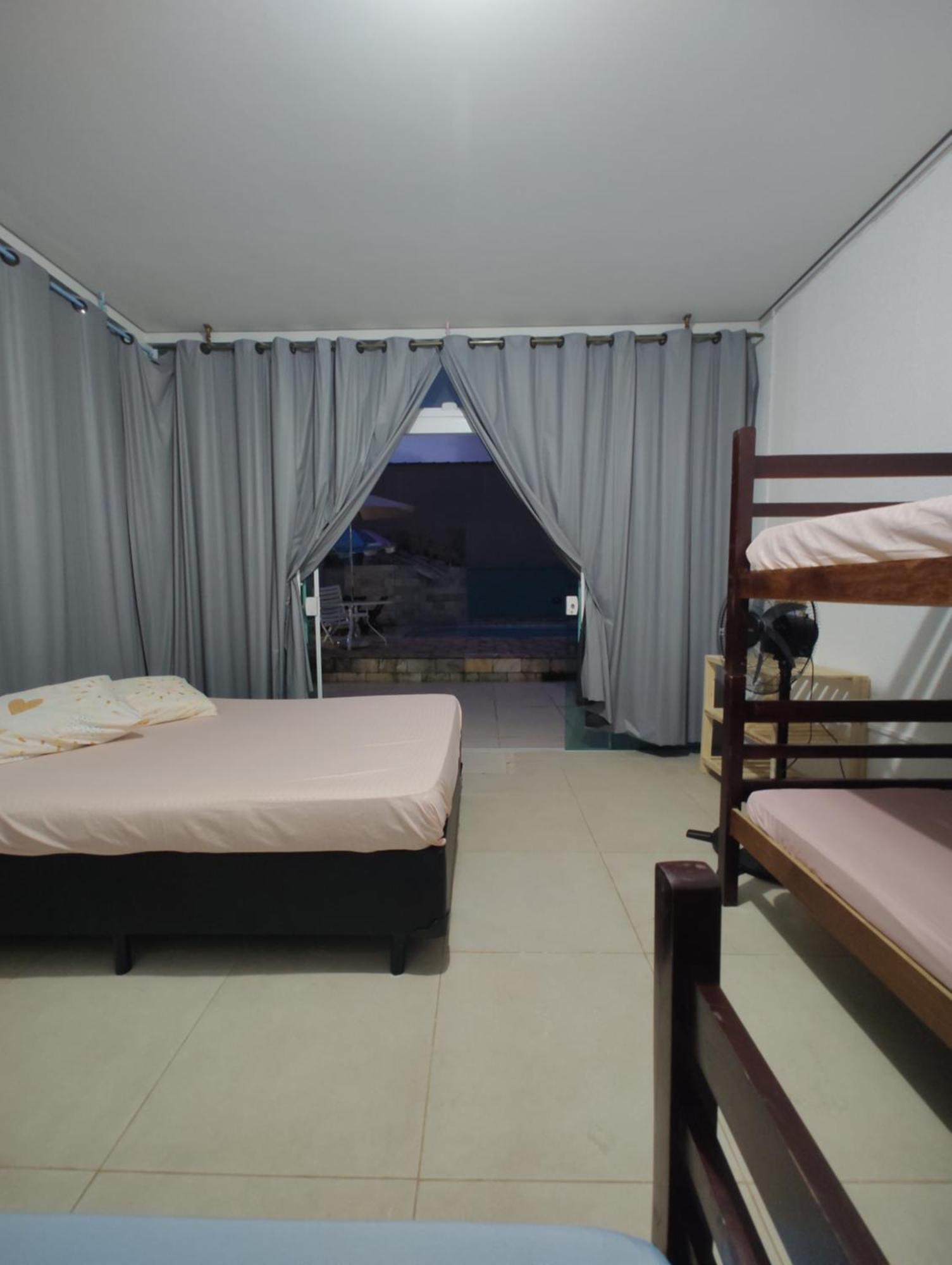 Hostel Familia Castor Itanhaém エクステリア 写真