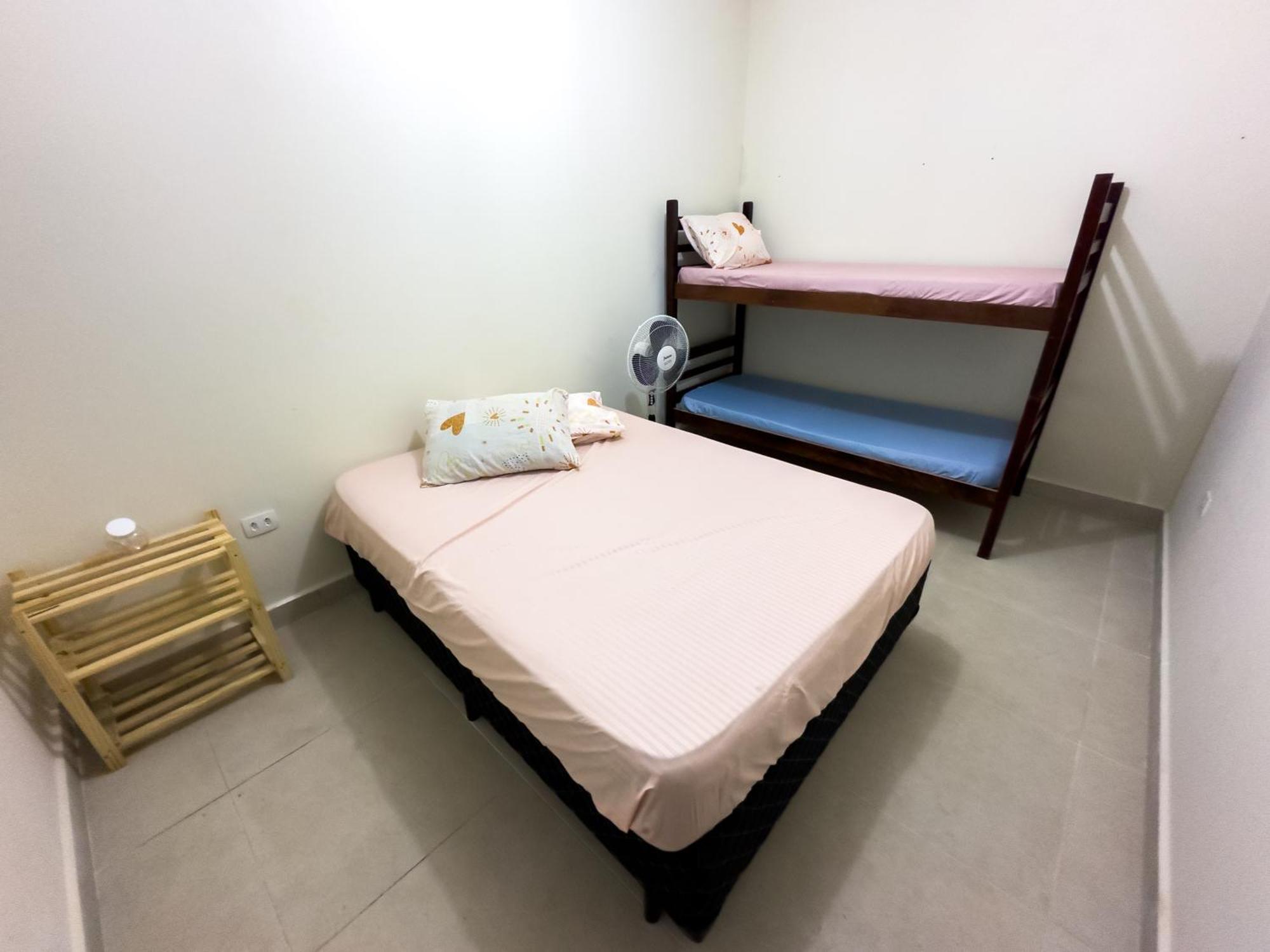 Hostel Familia Castor Itanhaém エクステリア 写真